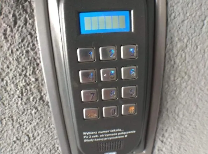 2060 Zwyciestwa 5g - Tanie W Apartamencie - Samodzielne Zameldowanie - Self Check In